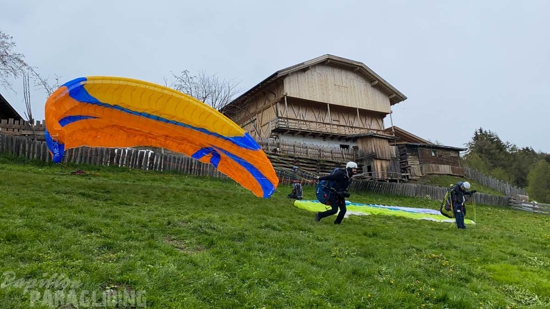 DH21.21-Luesen-Paragliding-107
