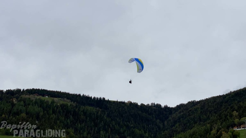 DH21.21-Luesen-Paragliding-134.jpg