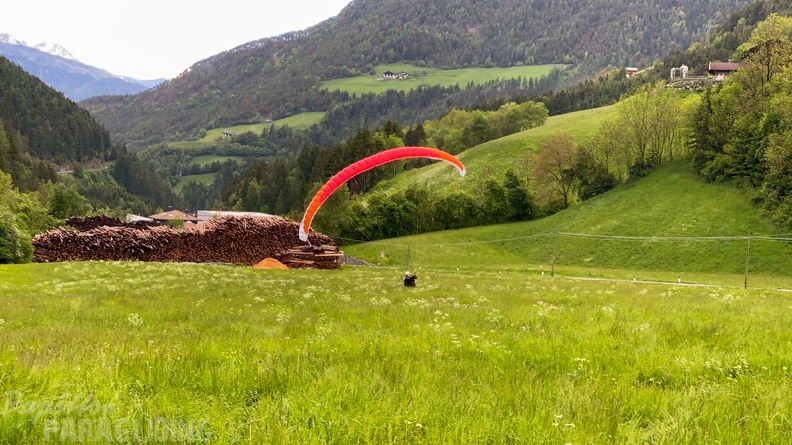 DH21.21-Luesen-Paragliding-156