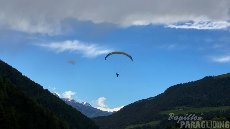 DH21.21-Luesen-Paragliding-159.jpg