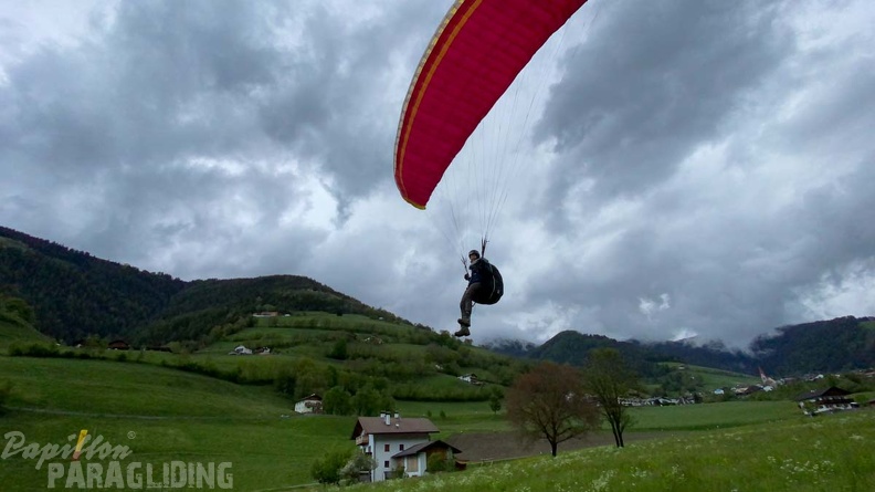 DH21.21-Luesen-Paragliding-165