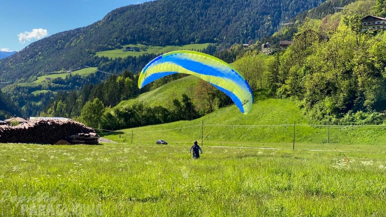 DH21.21-Luesen-Paragliding-179.jpg