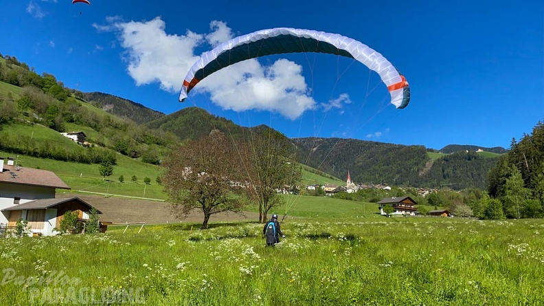 DH21.21-Luesen-Paragliding-187