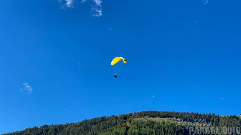 DH21.21-Luesen-Paragliding-209