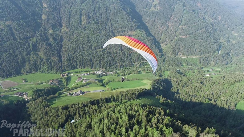 DH21.21-Luesen-Paragliding-337.jpg