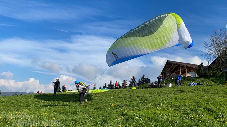 DH21.21-Luesen-Paragliding-374.jpg