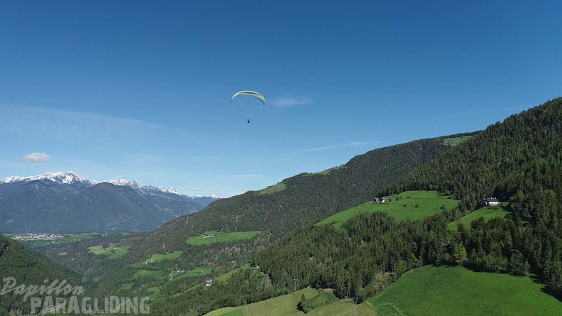 DH21.21-Luesen-Paragliding-522.jpg