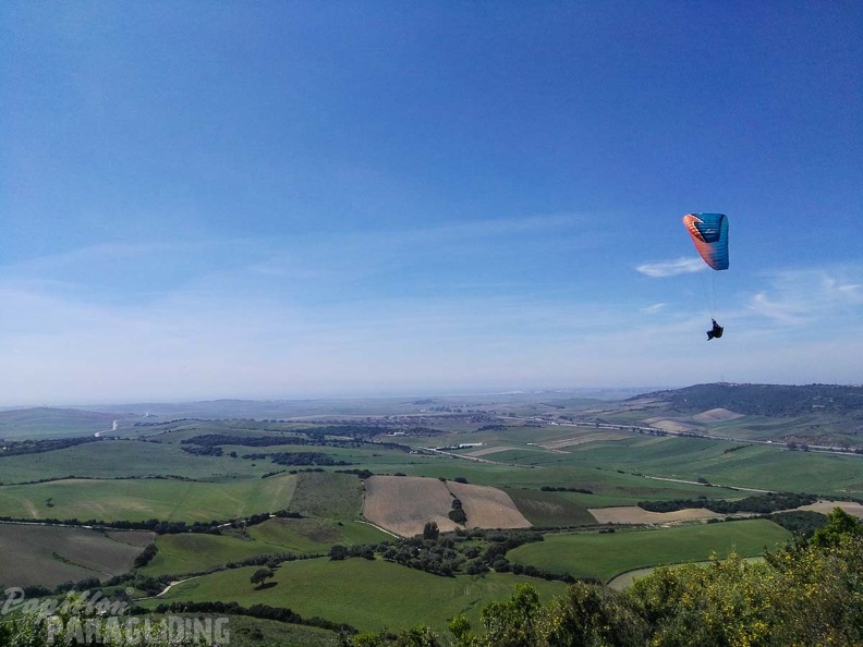 FA15.17_Algodonales-Paragliding-350.jpg