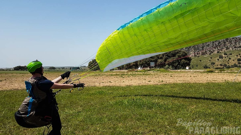 FA16.18_Paragliding-Algodonales-350.jpg