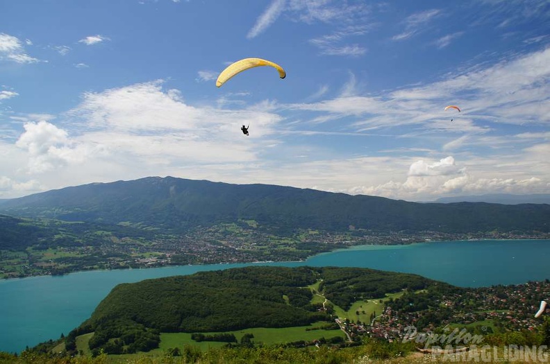 2011 Annecy Paragliding 215