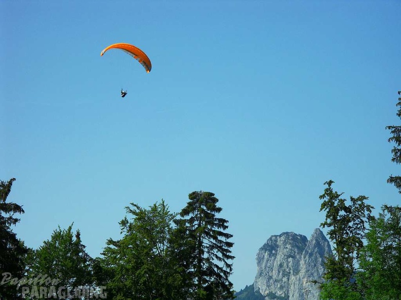 2011 Annecy Paragliding 270