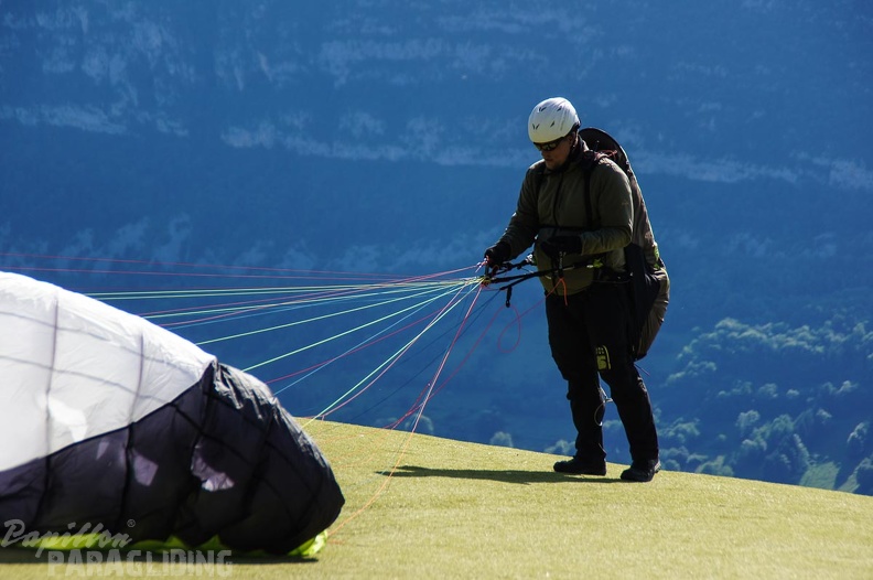 FY26.16-Annecy-Paragliding-1033.jpg