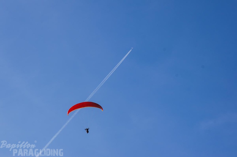 FY26.16-Annecy-Paragliding-1050