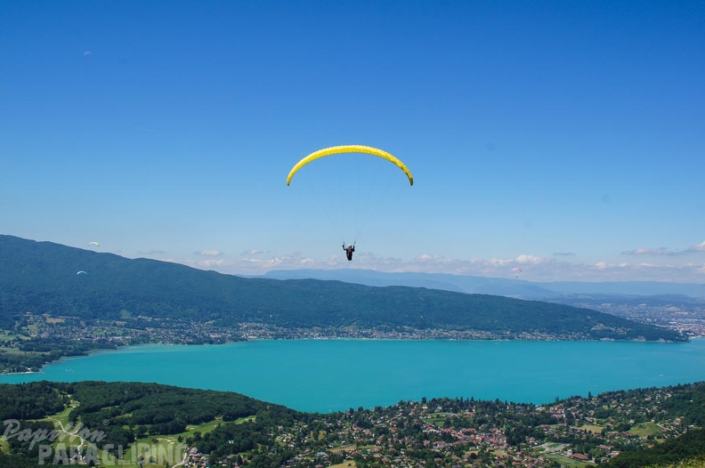 FY26.16-Annecy-Paragliding-1112
