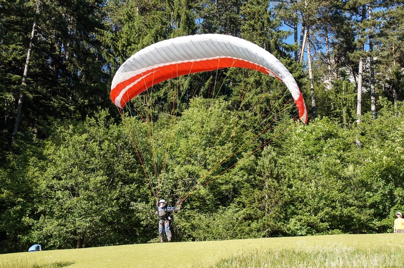 FY26.16-Annecy-Paragliding-1200