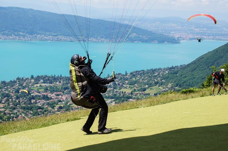 FY26.16-Annecy-Paragliding-1332.jpg