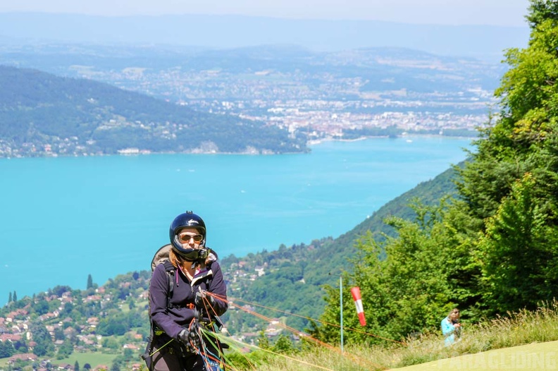 Annecy Papillon-Paragliding-113