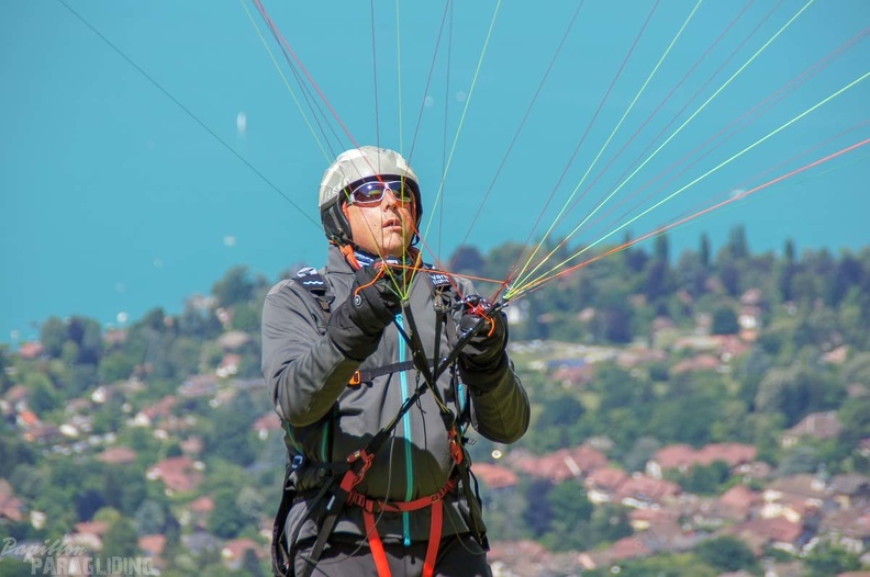 Annecy_Papillon-Paragliding-123.jpg