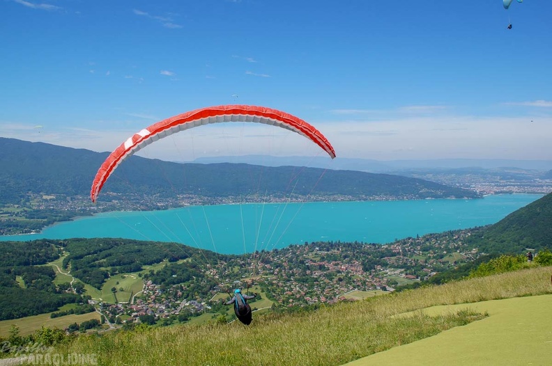 Annecy Papillon-Paragliding-130