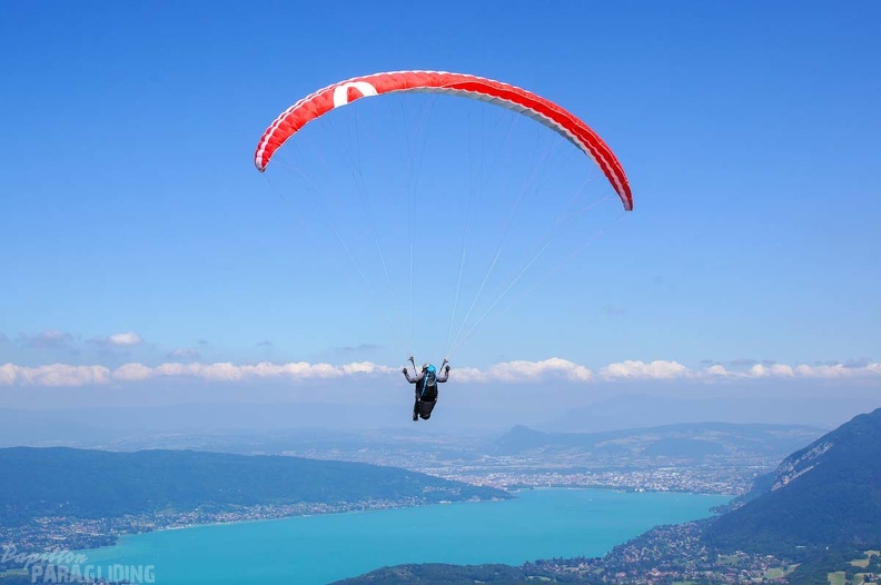 Annecy_Papillon-Paragliding-172.jpg