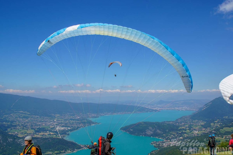 Annecy Papillon-Paragliding-183