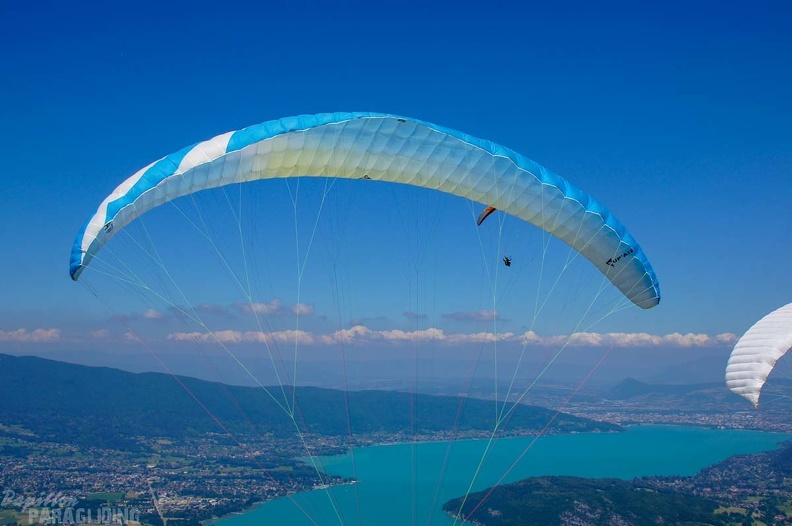 Annecy_Papillon-Paragliding-184.jpg