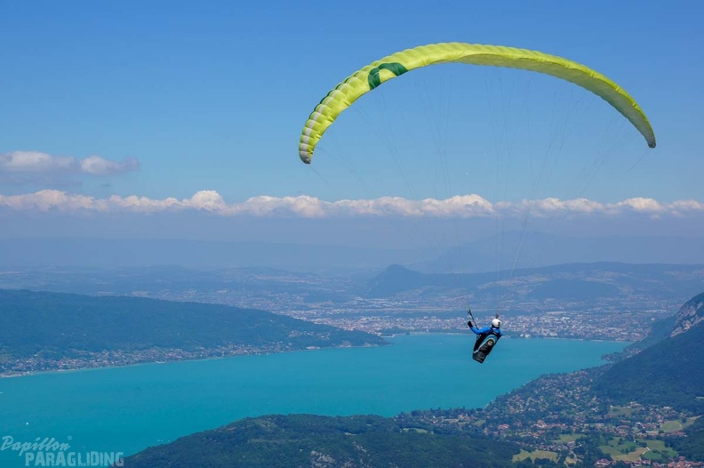 Annecy Papillon-Paragliding-196