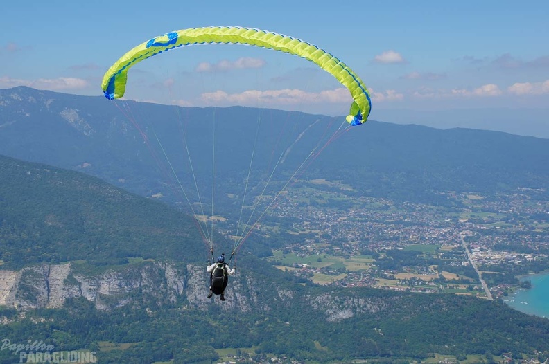 Annecy_Papillon-Paragliding-212.jpg