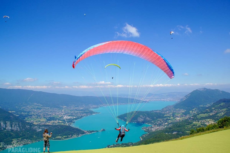 Annecy Papillon-Paragliding-232