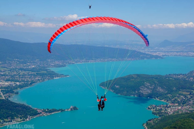 Annecy Papillon-Paragliding-233