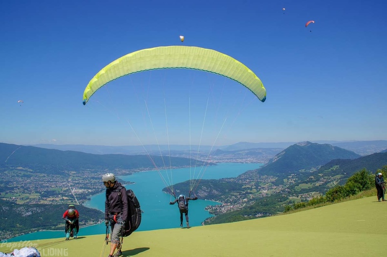 Annecy Papillon-Paragliding-277