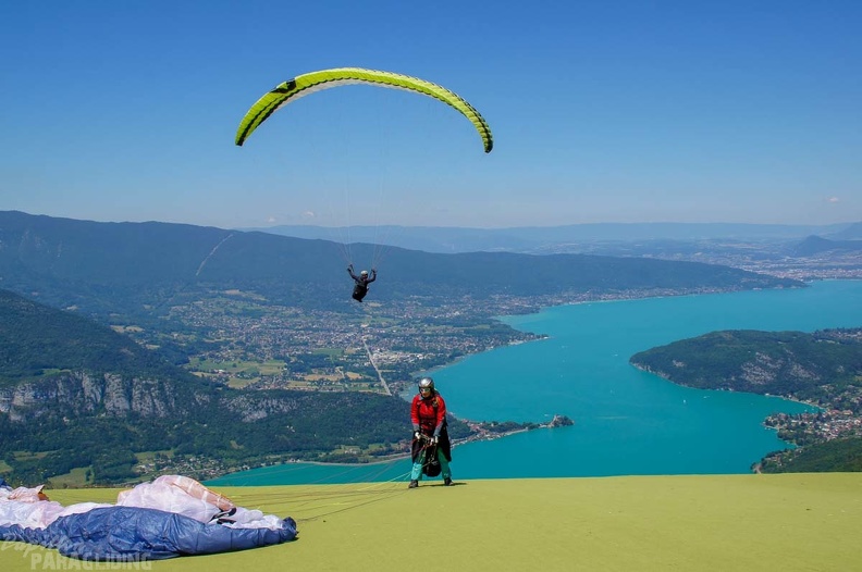 Annecy Papillon-Paragliding-281