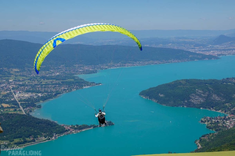 Annecy_Papillon-Paragliding-291.jpg