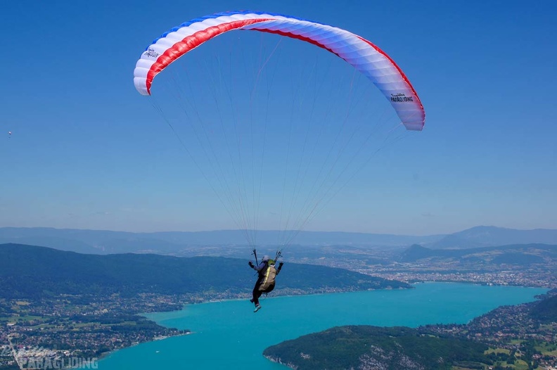 Annecy Papillon-Paragliding-303