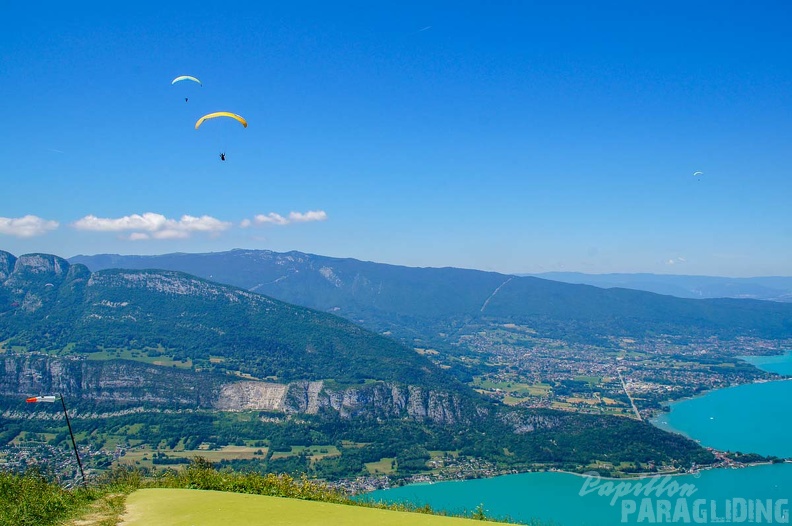 Annecy_Papillon-Paragliding-311.jpg