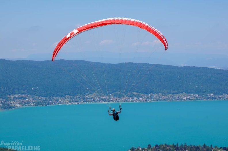 Annecy Papillon-Paragliding-380