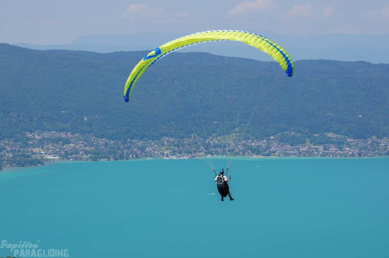 Annecy_Papillon-Paragliding-435.jpg