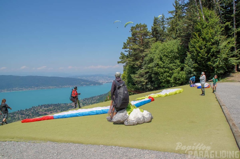 Annecy_Papillon-Paragliding-439.jpg