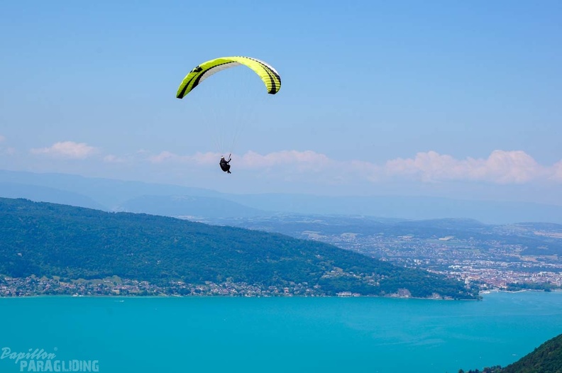 Annecy Papillon-Paragliding-451