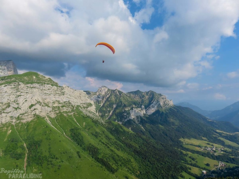 Annecy_Papillon-Paragliding-470.jpg