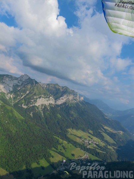 Annecy Papillon-Paragliding-475