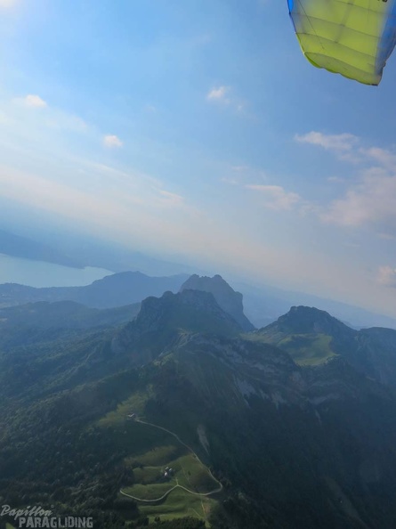 Annecy_Papillon-Paragliding-487.jpg