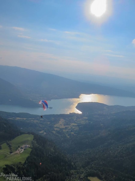 Annecy_Papillon-Paragliding-503.jpg