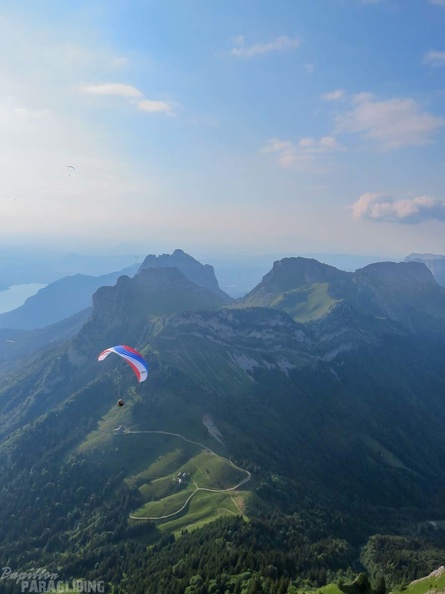 Annecy Papillon-Paragliding-505
