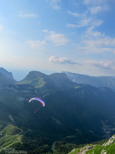 Annecy_Papillon-Paragliding-506.jpg