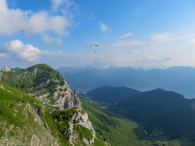 Annecy Papillon-Paragliding-511