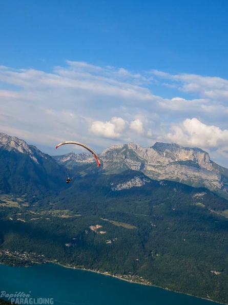Annecy Papillon-Paragliding-543