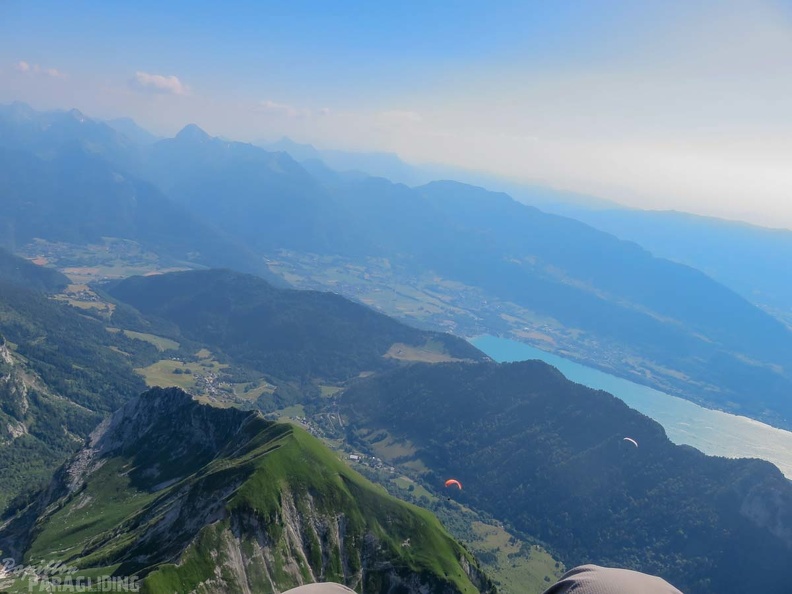 Annecy_Papillon-Paragliding-567.jpg