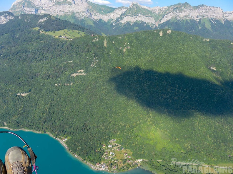 Annecy Papillon-Paragliding-597