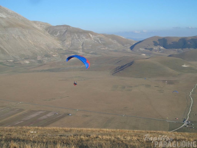 2011 Castelluccio Gleitschirm 060